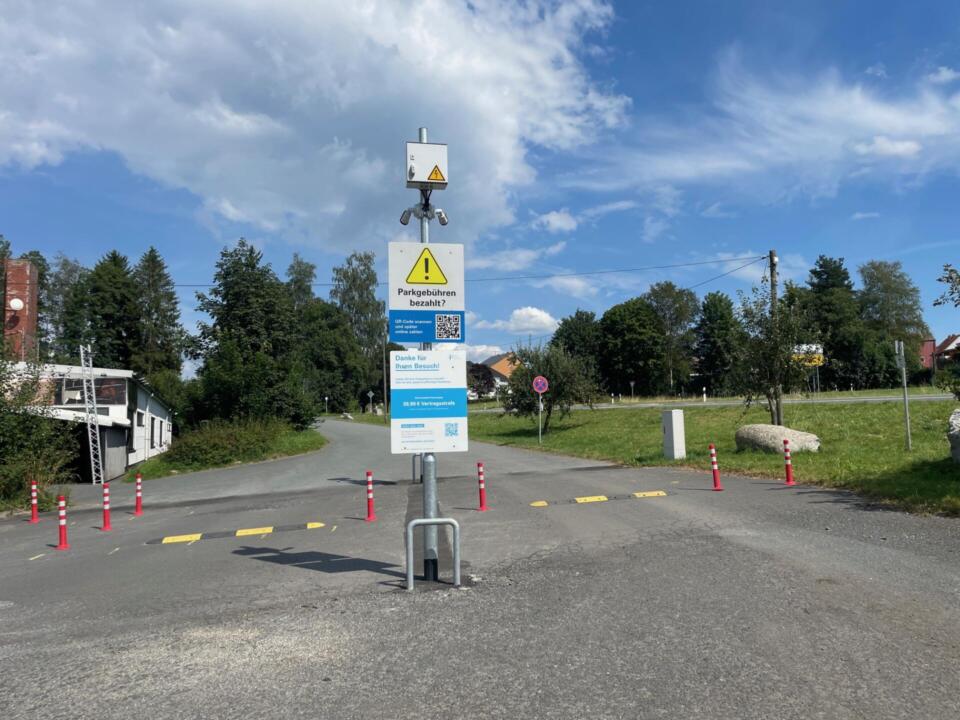 Ausfahrt vom Parkplatz am Weißenstädter See